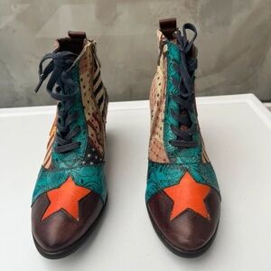 Colorblock Star Lace-Up Ankle Boots in Teal, Orange & Brown